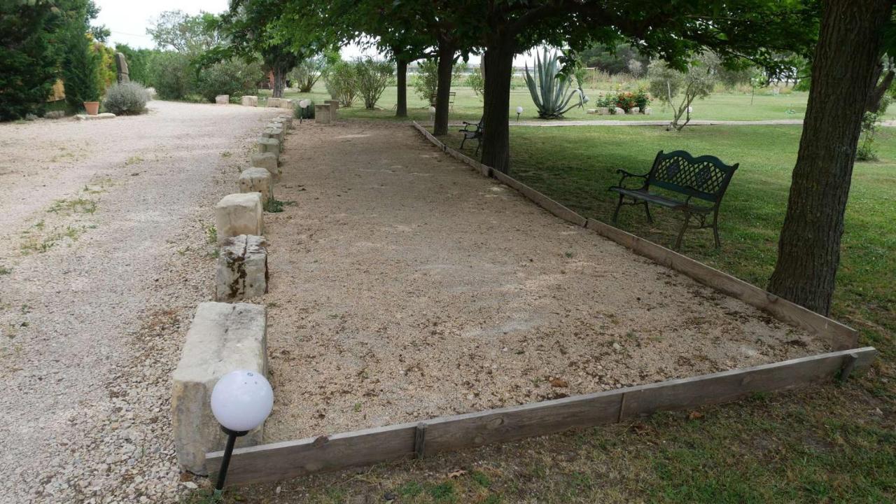 Apartament Mas Maurane - Le Bougainvillier Aux Portes D'Arles Tarascon Zewnętrze zdjęcie